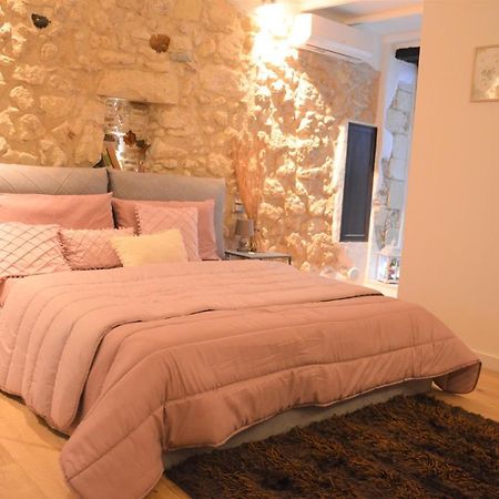 Domu 600 - Suite Mini Appartamento Cagliari Centro Storico Esterno foto